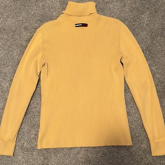 Tommy Hilfiger Turtleneck Sweater - Picture 2 of 5